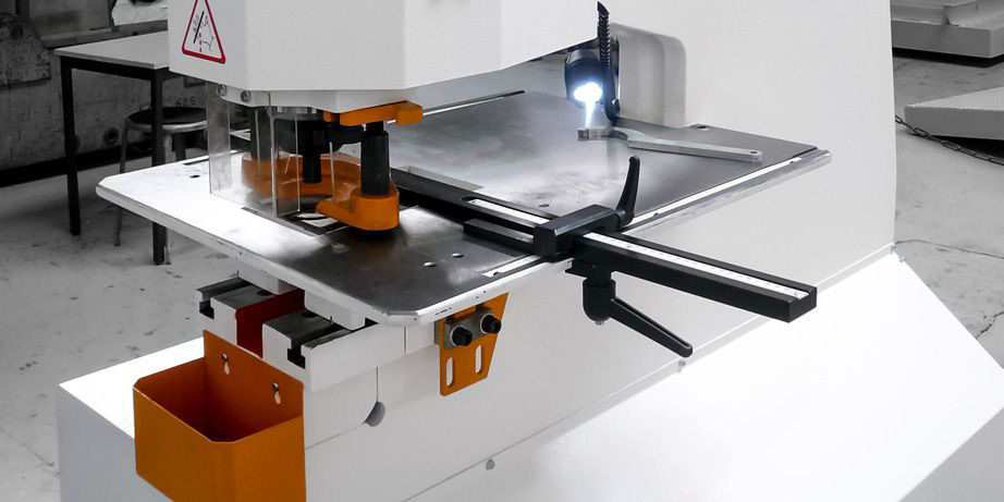 Benefits of hydraulic punching machine