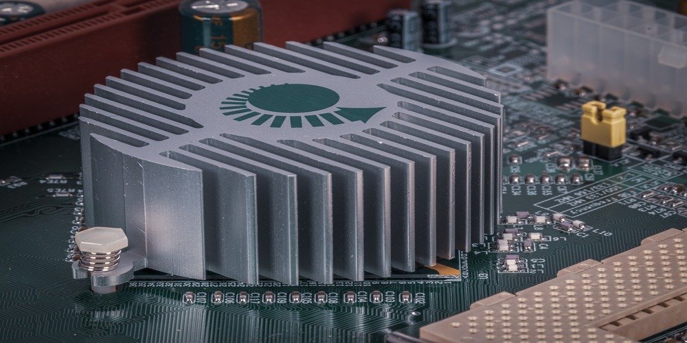 What Makes Aluminum Extrusion Heat Sinks a Good Choice?